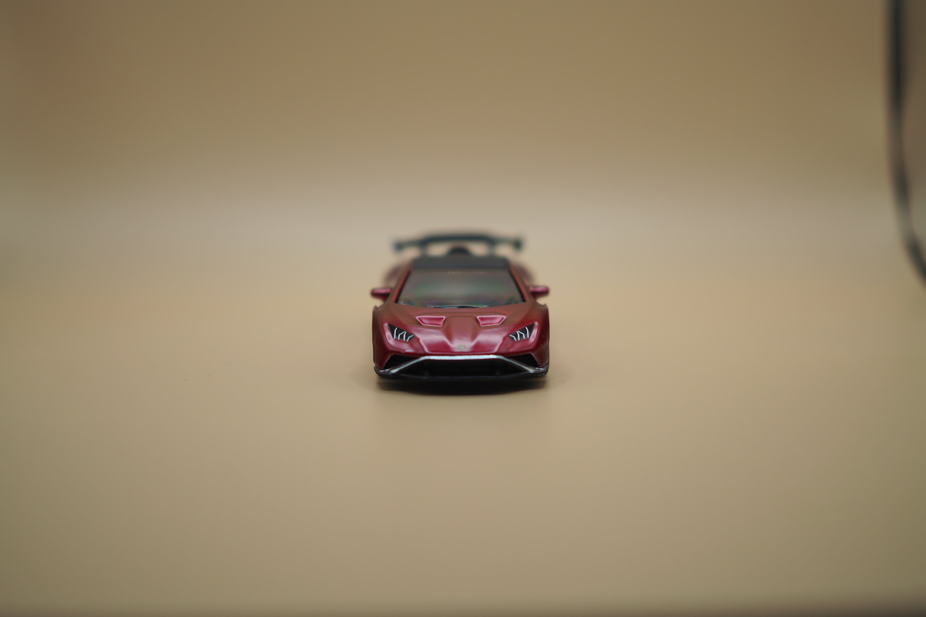 Lamborghini Huracán 1:64 – Metallic Red