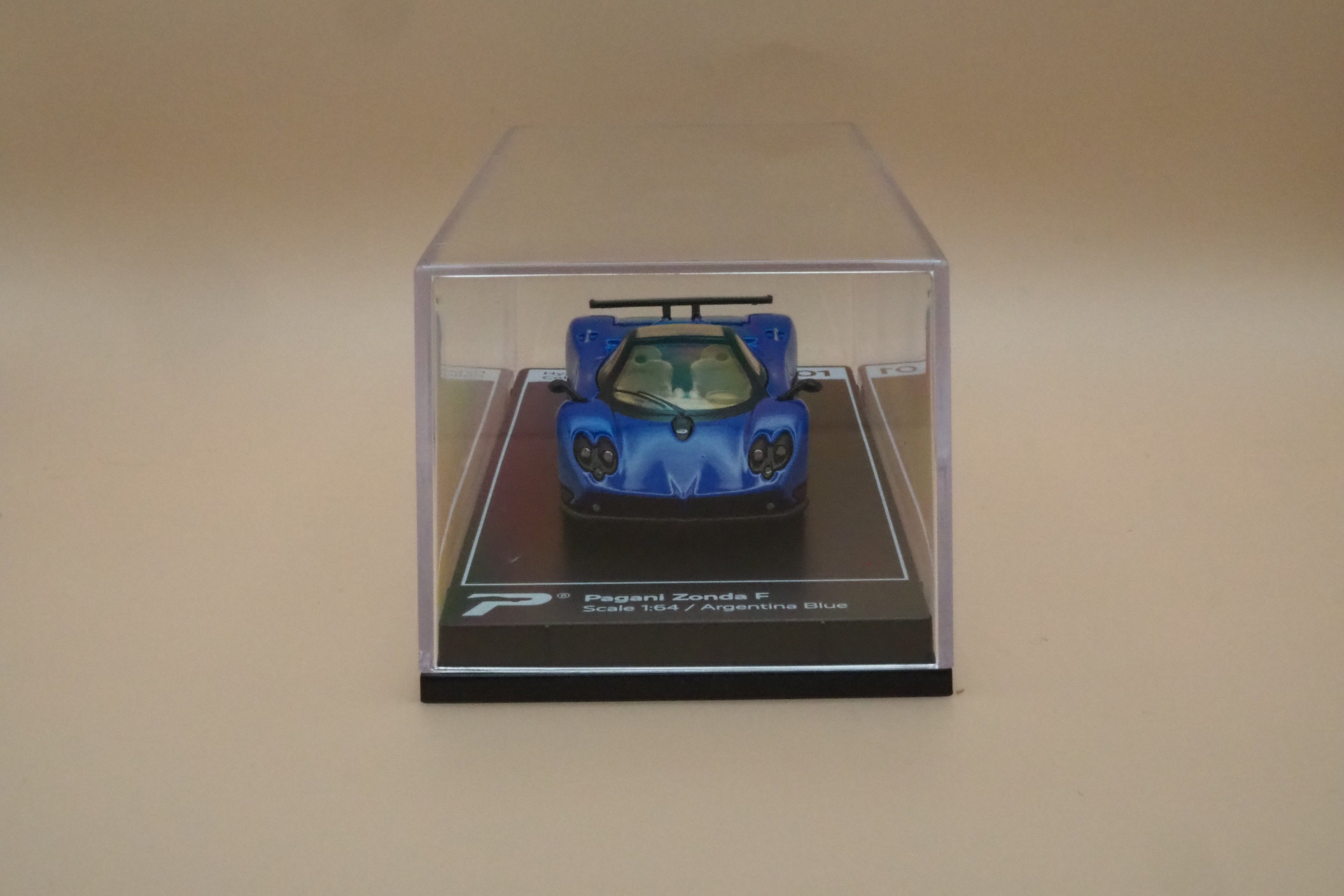 Pagani Zonda F – 1:64 – Argentina Blue
