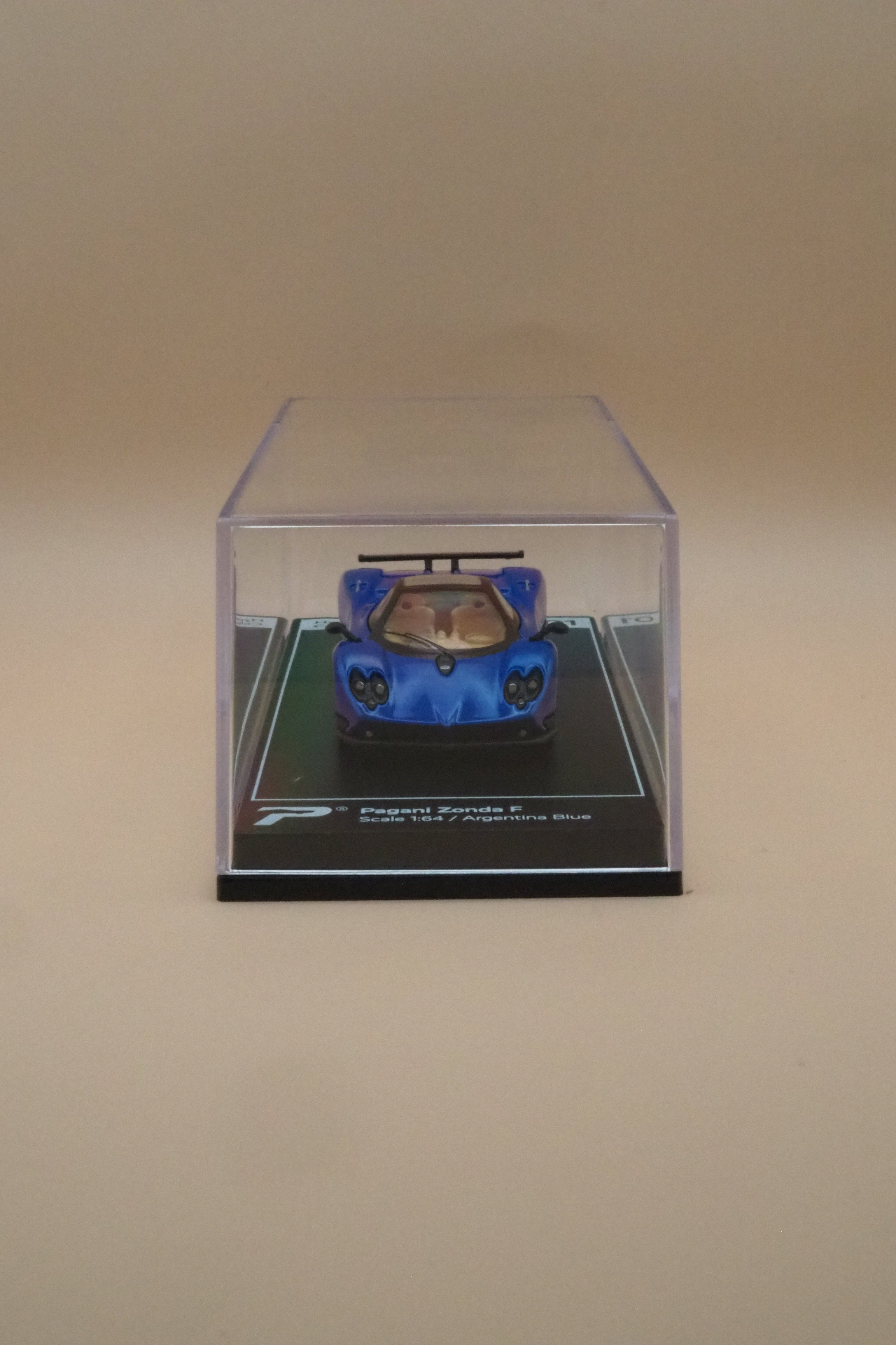 Pagani Zonda F – 1:64 – Argentina Blue